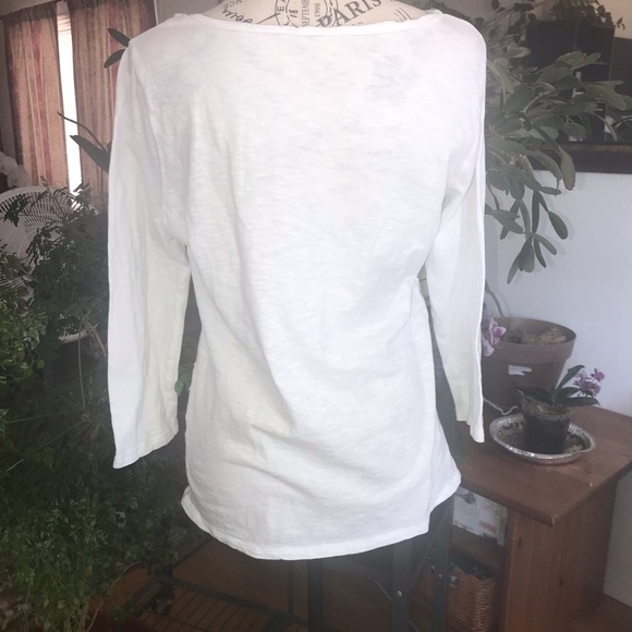 *Bundle Of 4 tops all size medium. Unknown brands - Picture 2 of 8